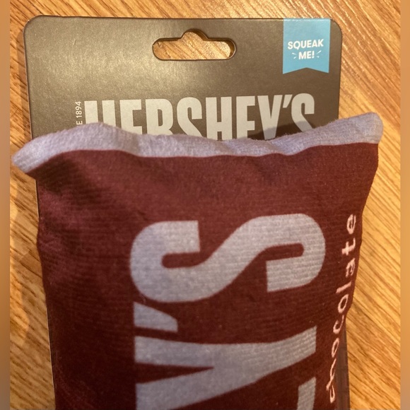 Hershey’s Dog squeaky toy - Picture 3 of 5